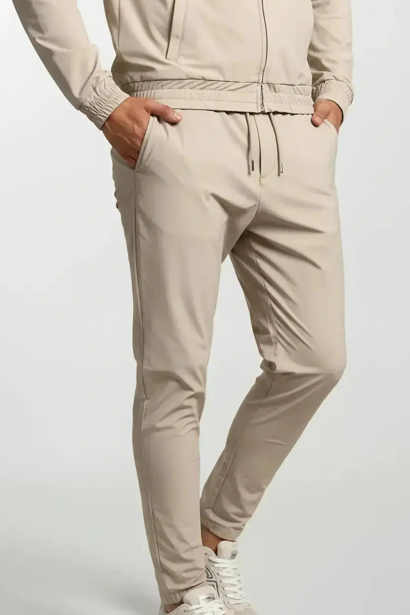 HOODED PEARL ESSENCE